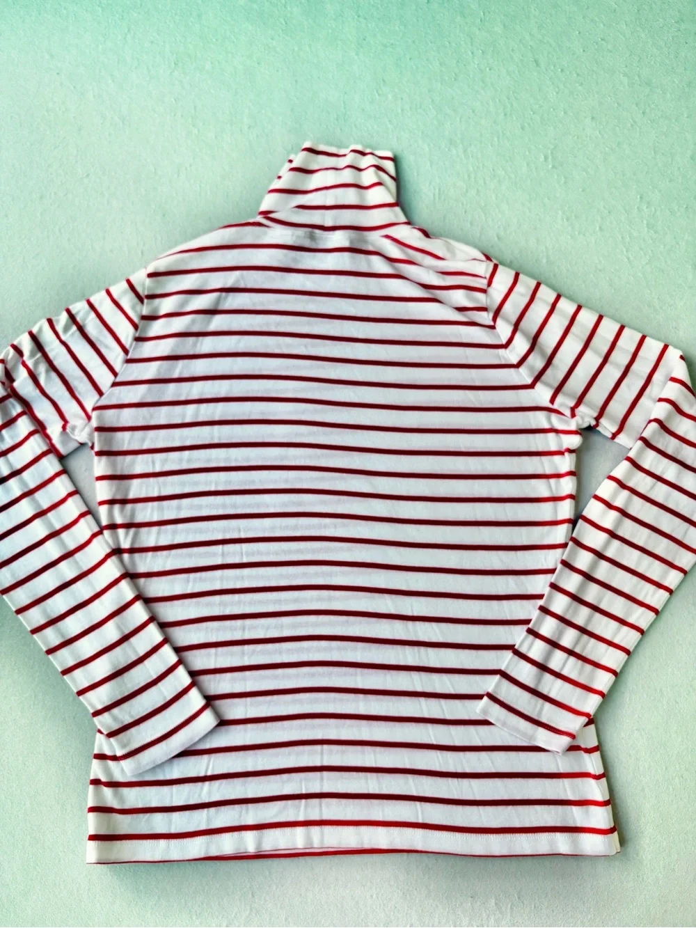 Vineyard Vines Women’s Red & White Pima Cotton Striped Turtleneck Sz M